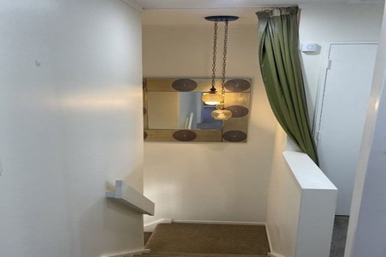 Photo of property in 1 Hollydale Grove, Churton Park, Wellington, 6037