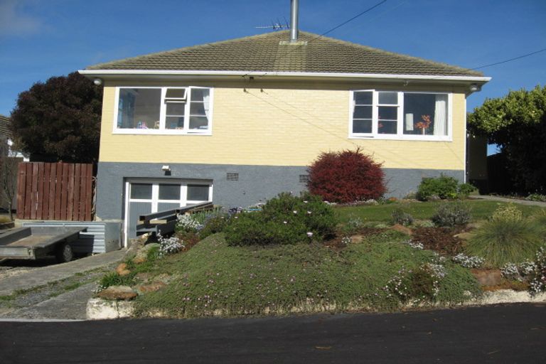 Photo of property in 37 Dornoch Street, Kew, Dunedin, 9012