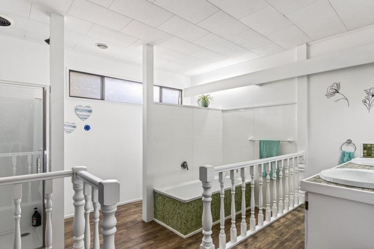 Photo of property in 2 Magnolia Street, Outer Kaiti, Gisborne, 4010