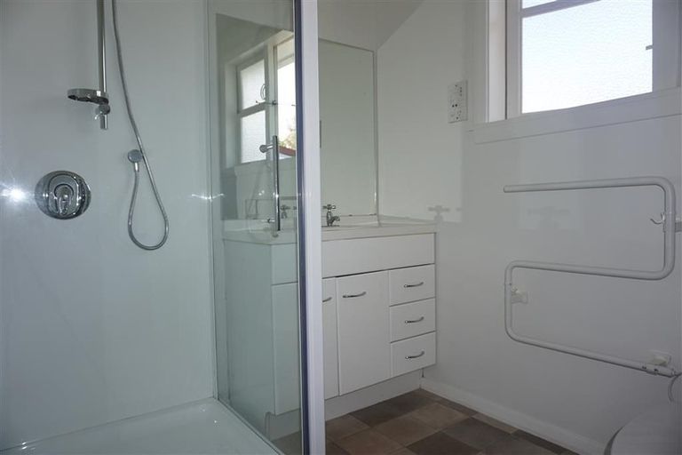 Photo of property in 7 Newall Avenue, Bryndwr, Christchurch, 8052