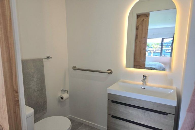 Photo of property in 6 Adderley Street, Westport, 7825