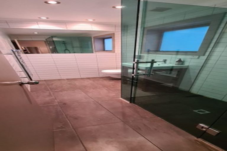 Photo of property in 215 Manly Street, Paraparaumu Beach, Paraparaumu, 5032