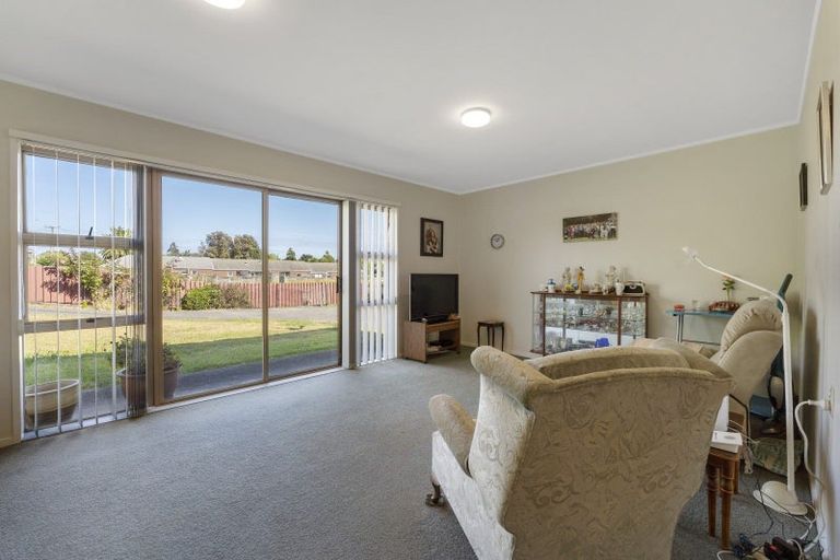 Photo of property in 71c Raumati Road, Raumati Beach, Paraparaumu, 5032