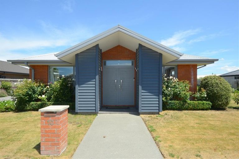 Photo of property in 10 Conie Glen Lane, Broomfield, Christchurch, 8042
