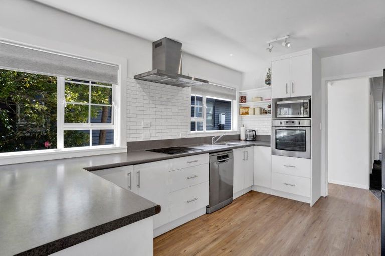 Photo of property in 43 Essex Street, Vogeltown, New Plymouth, 4310