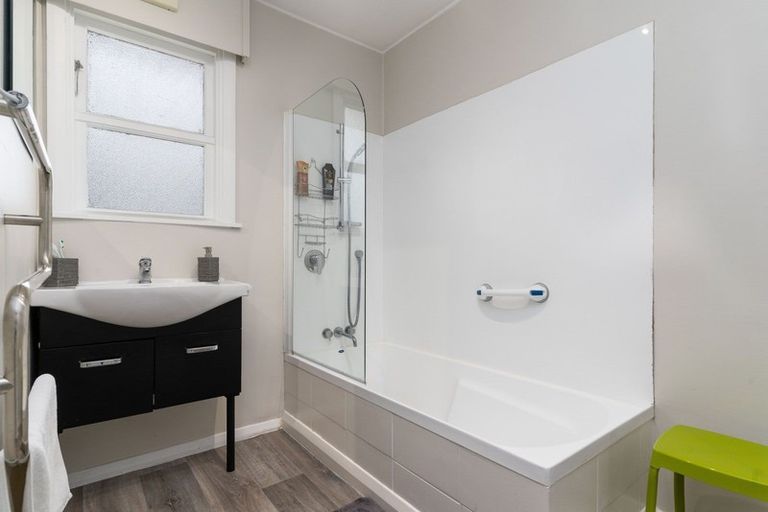 Photo of property in 46 Raglan Street, Lansdowne, Masterton, 5810