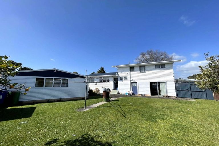 Photo of property in 5 Cargill Street, Papakura, 2110