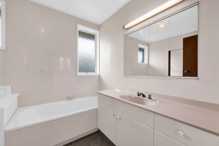 Photo of property in 49c Doralto Road, Frankleigh Park, New Plymouth, 4310