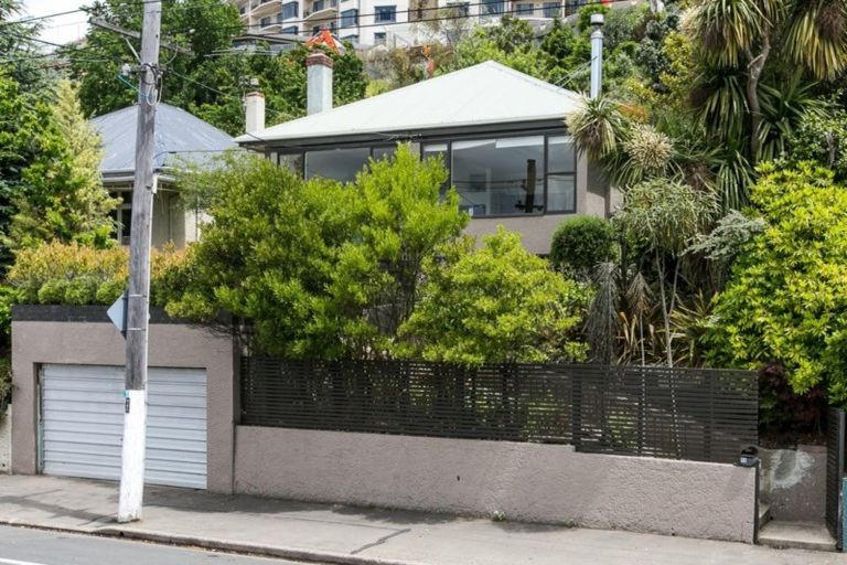 Photo of property in 72 Forbury Road, Saint Clair, Dunedin, 9012