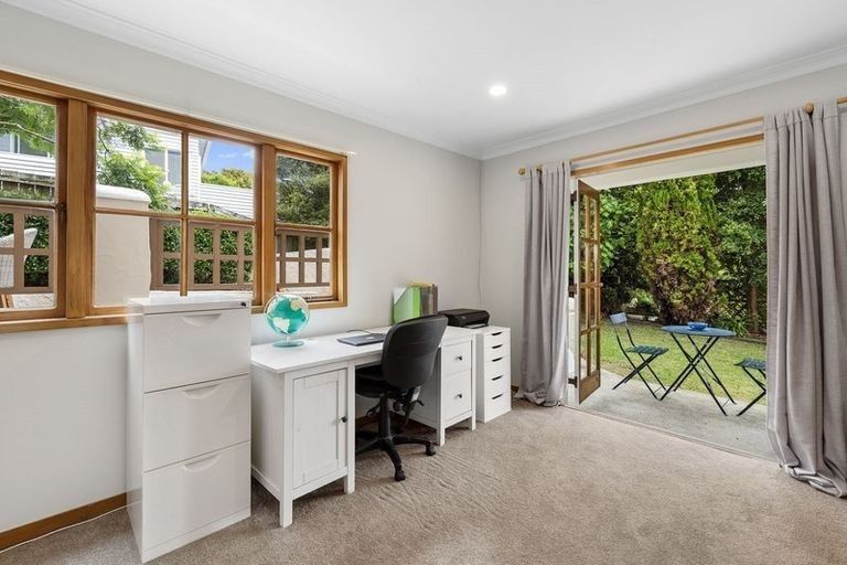 Photo of property in 105 Browns Bay Road, Browns Bay, Auckland, 0630