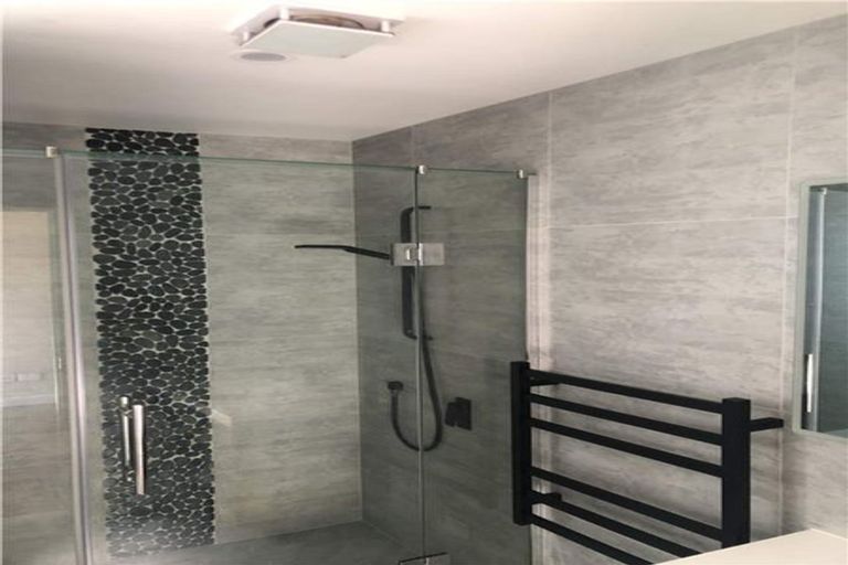 Photo of property in 65 Kennedy Avenue, Forrest Hill, Auckland, 0620