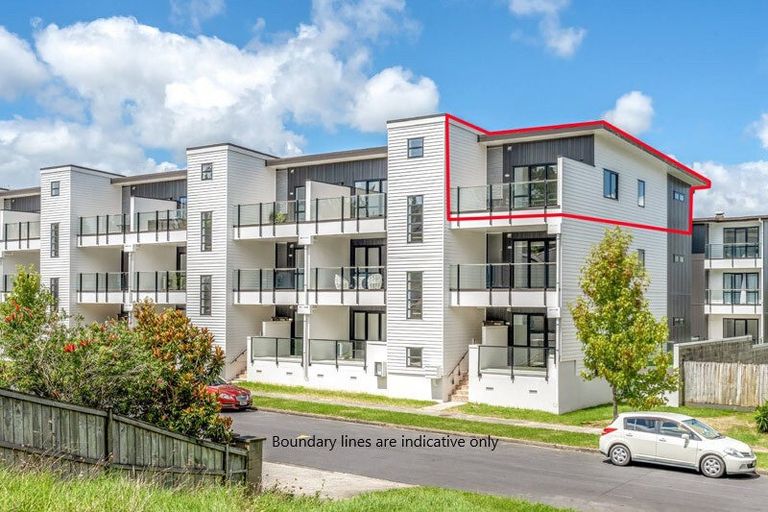 Photo of property in 24/11 Carlos Drive, Flat Bush, Auckland, 2016