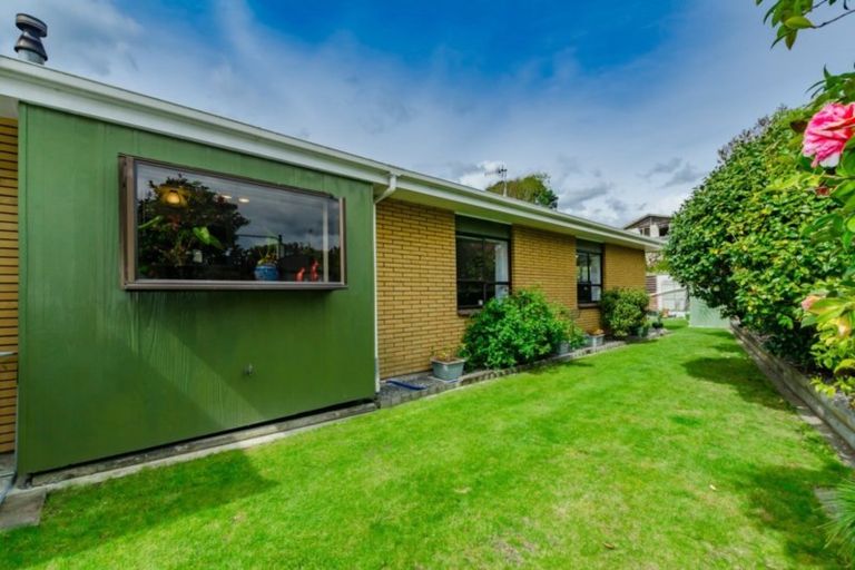 Photo of property in 8a Makora Road, Otaihanga, Paraparaumu, 5036