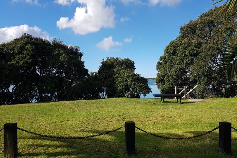 Photo of property in 3 Citrus Place, Mangawhai, 0505