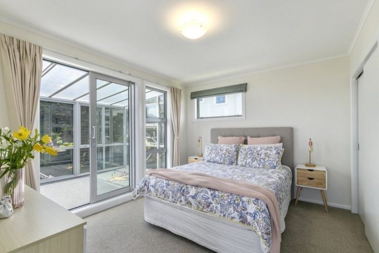 Photo of property in 25 Laurel Grove, Maungaraki, Lower Hutt, 5010