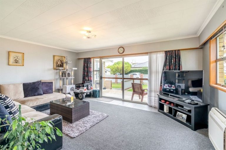 Photo of property in 3 Willis Street, Grasmere, Invercargill, 9810