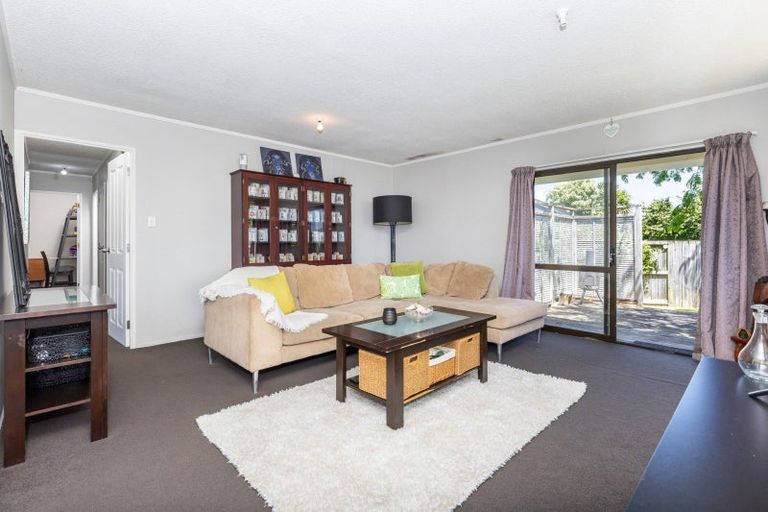 Photo of property in 8a Sunnyside Road, Nawton, Hamilton, 3200