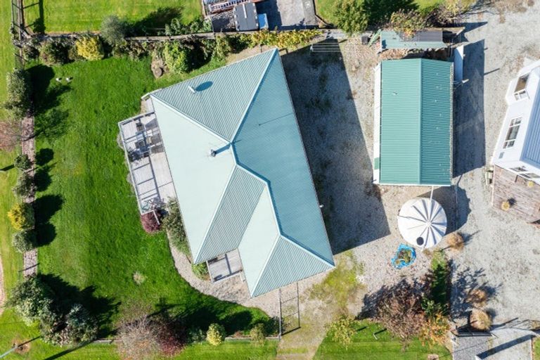 Photo of property in 56 Blaydon Street, Waikaia, 9778