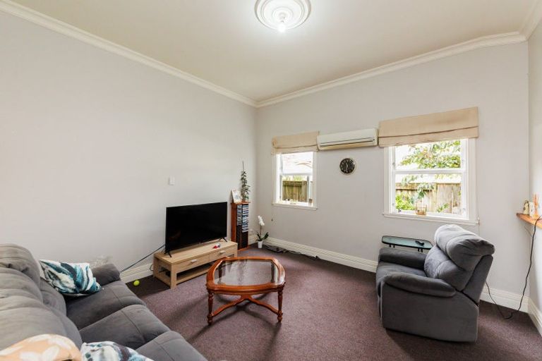 Photo of property in 619a Ferguson Street, Terrace End, Palmerston North, 4410