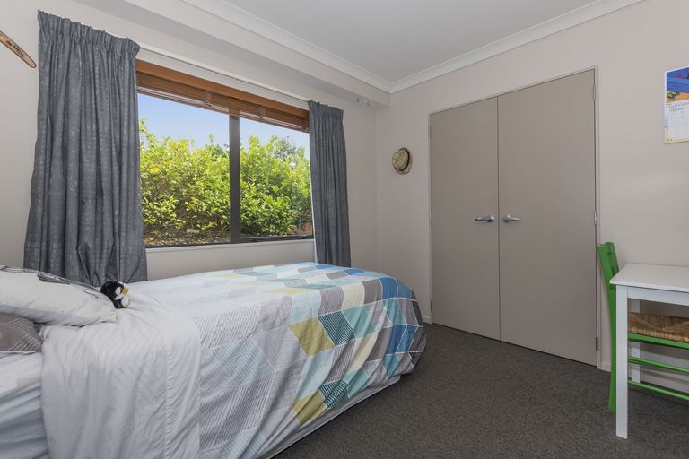 Photo of property in 90 Rowesdale Drive, Ohauiti, Tauranga, 3112