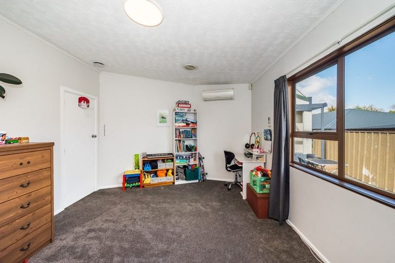 Photo of property in 50 Walton Road, Paraparaumu Beach, Paraparaumu, 5032