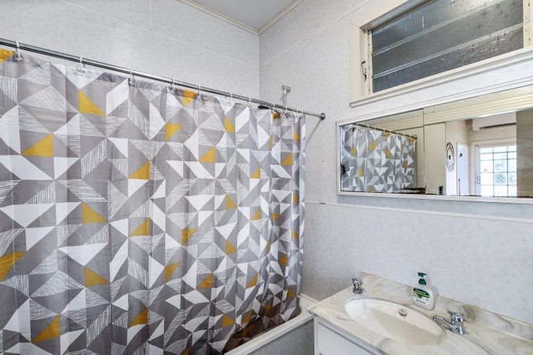 Photo of property in 36 Aroha View Avenue, Te Aroha, 3320