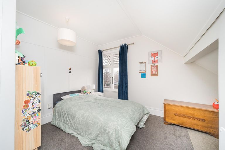 Photo of property in 103 Featherston Street, Takaro, Palmerston North, 4412