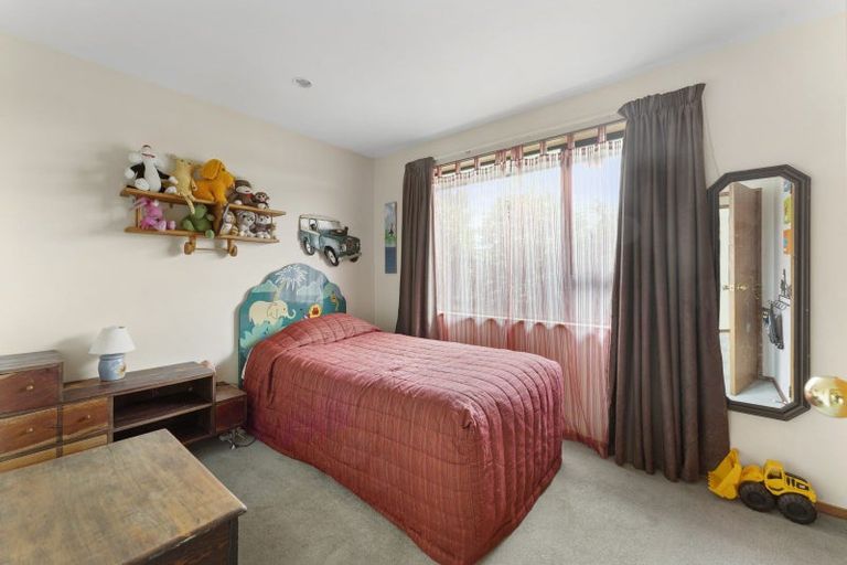 Photo of property in 73 Fairweather Crescent, Kaiapoi, 7630
