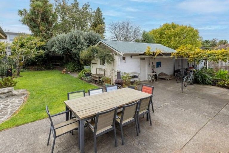 Photo of property in 29 Parata Street, Hokowhitu, Palmerston North, 4410