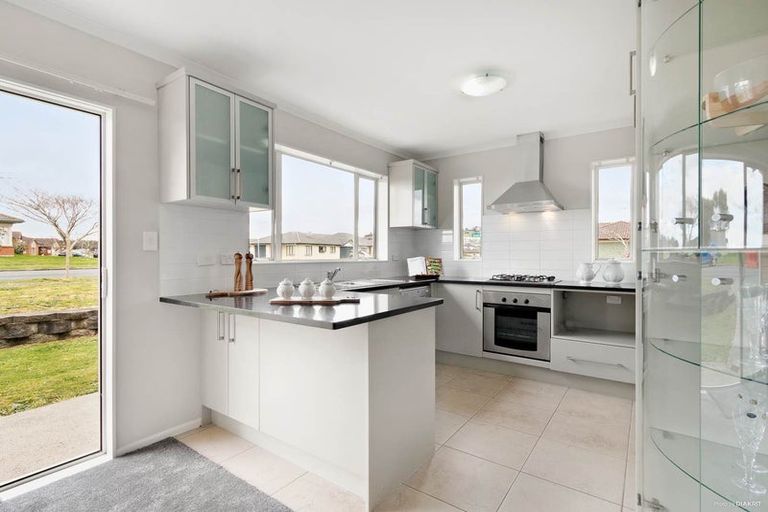 Photo of property in 34a Carrick Glen Avenue, Flat Bush, Auckland, 2019