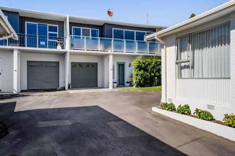 Photo of property in 11b Hine Street, New Plymouth, 4310