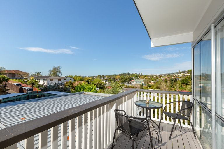 Photo of property in 16 Pandora Place, Welcome Bay, Tauranga, 3112