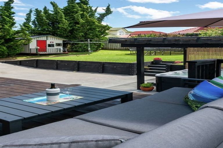 Photo of property in 62 Edendale Road, Somerville, Auckland, 2014