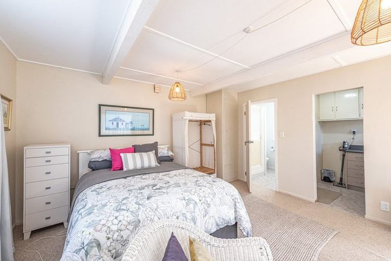 Photo of property in 3 Exeter Crescent, Springvale, Whanganui, 4501