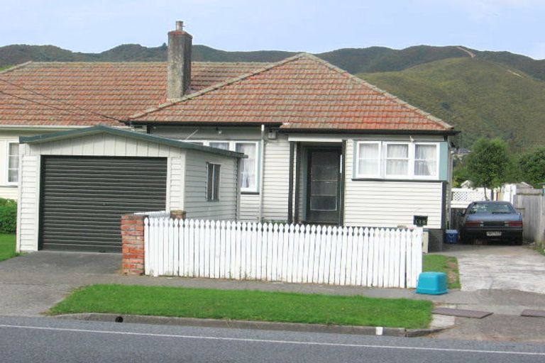 Photo of property in 115 Cambridge Terrace, Fairfield, Lower Hutt, 5011