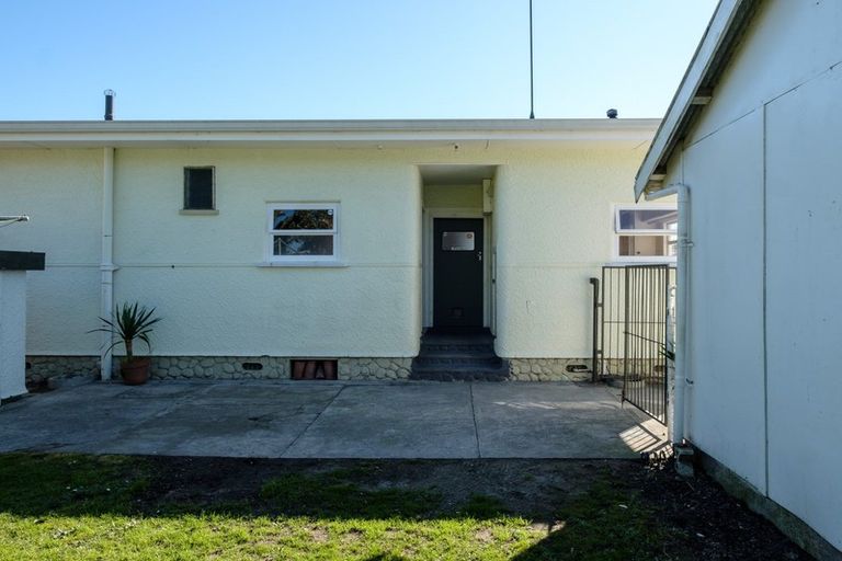 Photo of property in 14 Macdonald Street, Te Hapara, Gisborne, 4010