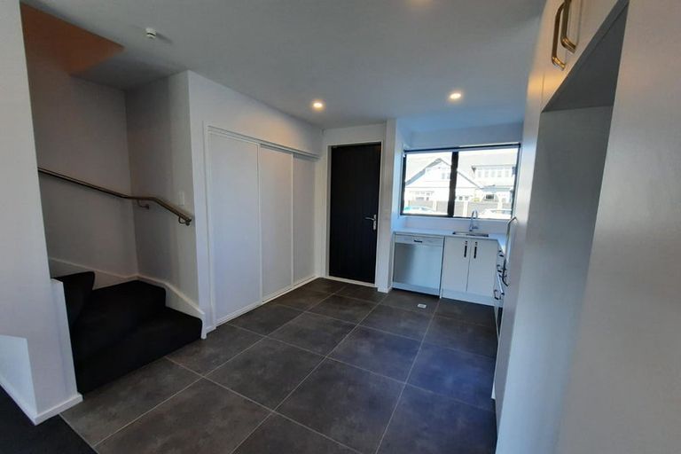 Photo of property in 2/107 Edgeware Road, St Albans, Christchurch, 8014