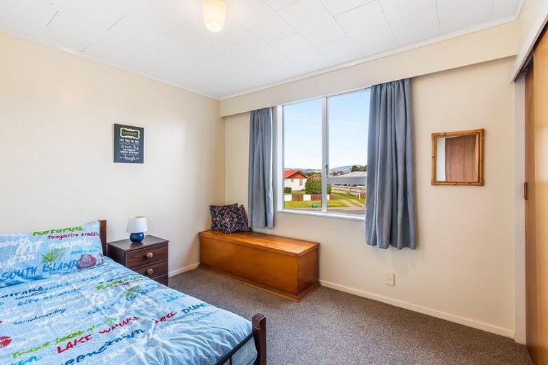 Photo of property in 37 Te Kupe Road, Paraparaumu Beach, Paraparaumu, 5032