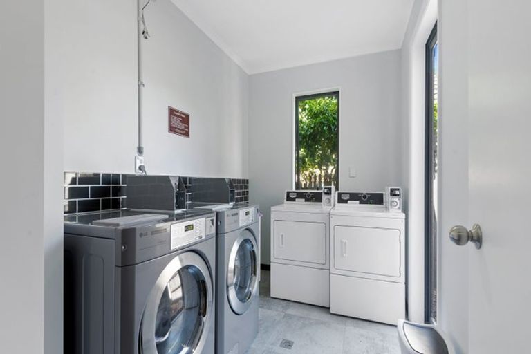 Photo of property in 6 Brookfield Avenue, Onehunga, Auckland, 1061