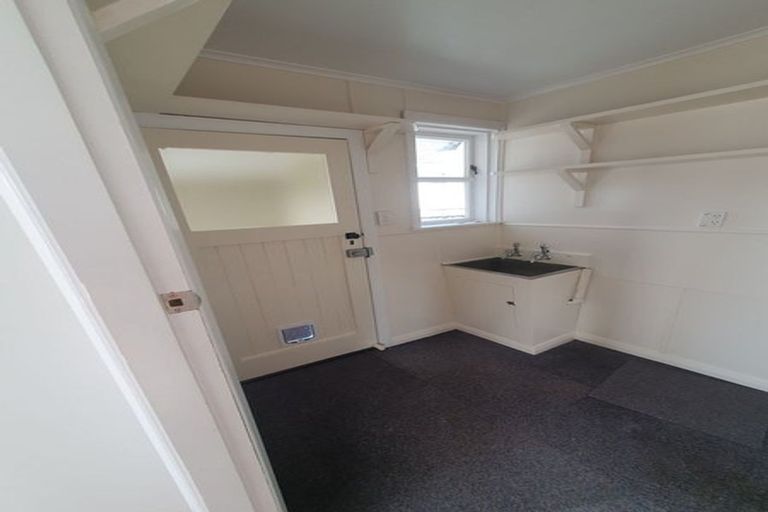 Photo of property in 18 Seddon Street, Feilding, 4702