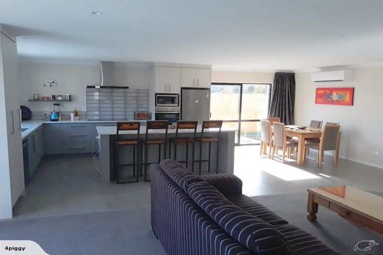 Photo of property in 14 Oakland Place, Ngongotaha, Rotorua, 3010