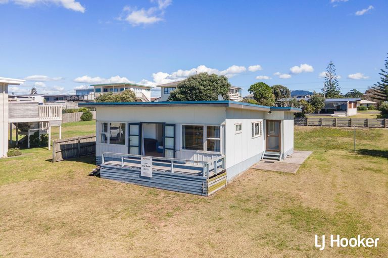 Photo of property in 96 Broadway Road, Waihi Beach, 3611