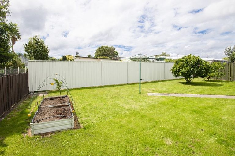 Photo of property in 8a Loisel Street, Riverdale, Gisborne, 4010