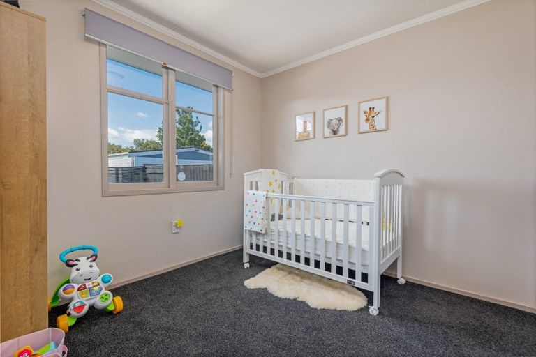 Photo of property in 134 Ruamahanga Crescent, Terrace End, Palmerston North, 4410
