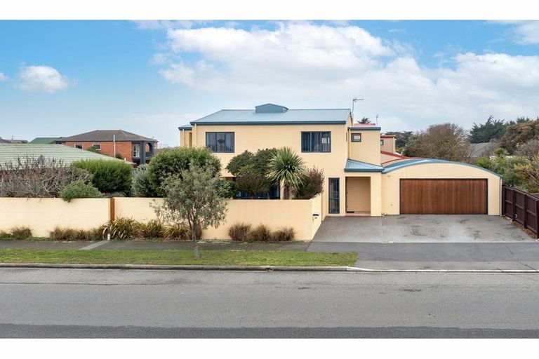 Photo of property in 1/22 Aston Drive, Waimairi Beach, Christchurch, 8083