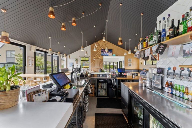 Photo of property in 1 Onslow Road, Lake Hayes, Queenstown, 9304