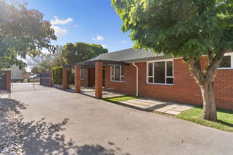 Photo of property in 100 Patterson Terrace, Halswell, Christchurch, 8025