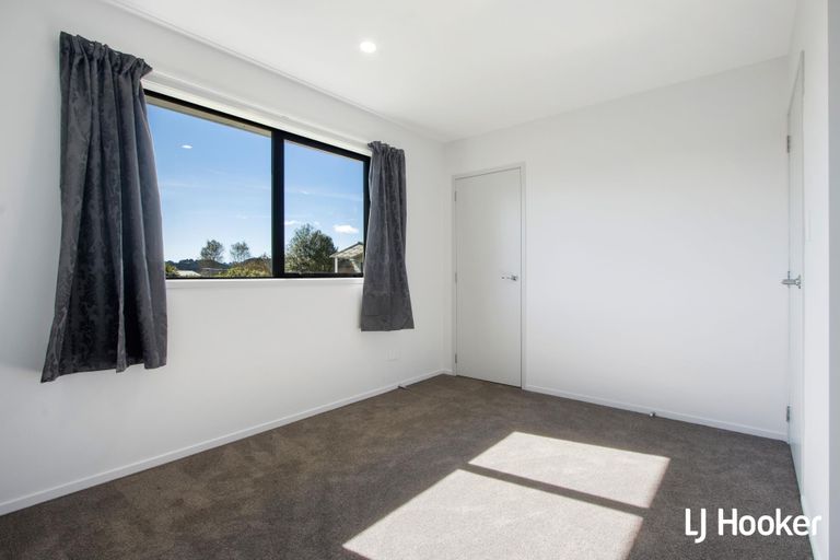 Photo of property in 46 Roberts Street, Tawa, Wellington, 5028