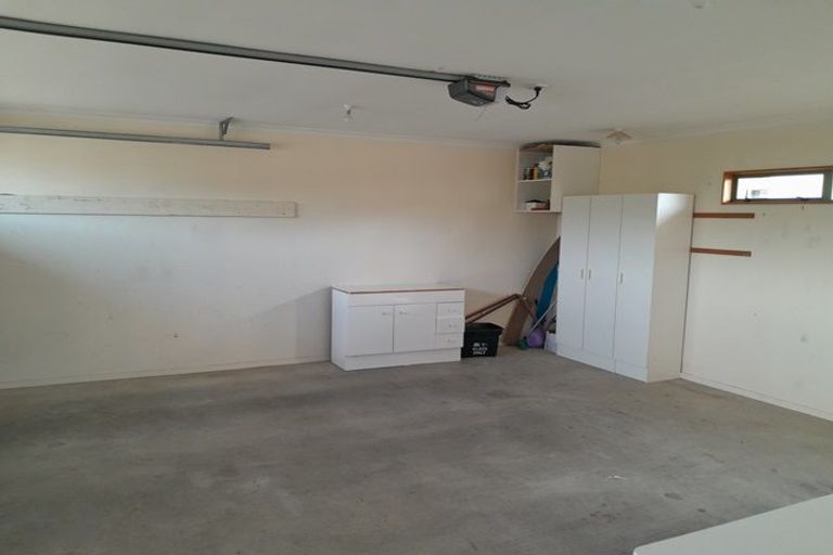 Photo of property in 9 Edgecombe Court, Roslyn, Palmerston North, 4414