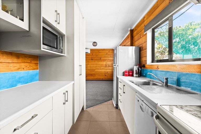 Photo of property in 4/2 Lee Road, Taradale, Napier, 4112